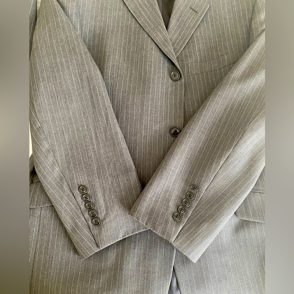 Jones New York 2 Piece Wool suit - New - Picture 1 of 13
